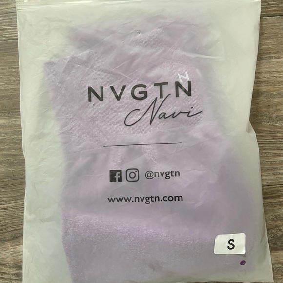 NVGTN Violet NV Seamless Leggings - Picture 6 of 6